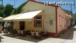 [P43] Gaios, Paxos - taverne, străduțe, clădiri tipice » foto by Dragoș_MD
 - 
<span class="allrVoted glyphicon glyphicon-heart hidden" id="av423959"></span>
<a class="m-l-10 hidden" id="sv423959" onclick="voting_Foto_DelVot(,423959,23149)" role="button">șterge vot <span class="glyphicon glyphicon-remove"></span></a>
<a id="v9423959" class=" c-red"  onclick="voting_Foto_SetVot(423959)" role="button"><span class="glyphicon glyphicon-heart-empty"></span> <b>LIKE</b> = Votează poza</a> <img class="hidden"  id="f423959W9" src="/imagini/loader.gif" border="0" /><span class="AjErrMes hidden" id="e423959ErM"></span>