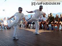 [P22] Kostas cu pustiul aratandu-ne cum se danseaza greceste » foto by pepsi70ro
 - 
<span class="allrVoted glyphicon glyphicon-heart hidden" id="av104304"></span>
<a class="m-l-10 hidden" id="sv104304" onclick="voting_Foto_DelVot(,104304,23152)" role="button">șterge vot <span class="glyphicon glyphicon-remove"></span></a>
<a id="v9104304" class=" c-red"  onclick="voting_Foto_SetVot(104304)" role="button"><span class="glyphicon glyphicon-heart-empty"></span> <b>LIKE</b> = Votează poza</a> <img class="hidden"  id="f104304W9" src="/imagini/loader.gif" border="0" /><span class="AjErrMes hidden" id="e104304ErM"></span>