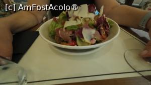 [P32] „Terra Corfiata” - salata Corfiotă » foto by Dragoș_MD
 - 
<span class="allrVoted glyphicon glyphicon-heart hidden" id="av1508121"></span>
<a class="m-l-10 hidden" id="sv1508121" onclick="voting_Foto_DelVot(,1508121,23185)" role="button">șterge vot <span class="glyphicon glyphicon-remove"></span></a>
<a id="v91508121" class=" c-red"  onclick="voting_Foto_SetVot(1508121)" role="button"><span class="glyphicon glyphicon-heart-empty"></span> <b>LIKE</b> = Votează poza</a> <img class="hidden"  id="f1508121W9" src="/imagini/loader.gif" border="0" /><span class="AjErrMes hidden" id="e1508121ErM"></span>