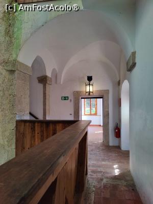 [P12] Castelul Predjama » foto by crismis
 - 
<span class="allrVoted glyphicon glyphicon-heart hidden" id="av1529267"></span>
<a class="m-l-10 hidden" id="sv1529267" onclick="voting_Foto_DelVot(,1529267,23209)" role="button">șterge vot <span class="glyphicon glyphicon-remove"></span></a>
<a id="v91529267" class=" c-red"  onclick="voting_Foto_SetVot(1529267)" role="button"><span class="glyphicon glyphicon-heart-empty"></span> <b>LIKE</b> = Votează poza</a> <img class="hidden"  id="f1529267W9" src="/imagini/loader.gif" border="0" /><span class="AjErrMes hidden" id="e1529267ErM"></span>