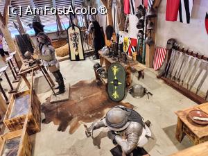 [P38] Castelul Predjama; armureria » foto by crismis
 - 
<span class="allrVoted glyphicon glyphicon-heart hidden" id="av1529293"></span>
<a class="m-l-10 hidden" id="sv1529293" onclick="voting_Foto_DelVot(,1529293,23209)" role="button">șterge vot <span class="glyphicon glyphicon-remove"></span></a>
<a id="v91529293" class=" c-red"  onclick="voting_Foto_SetVot(1529293)" role="button"><span class="glyphicon glyphicon-heart-empty"></span> <b>LIKE</b> = Votează poza</a> <img class="hidden"  id="f1529293W9" src="/imagini/loader.gif" border="0" /><span class="AjErrMes hidden" id="e1529293ErM"></span>