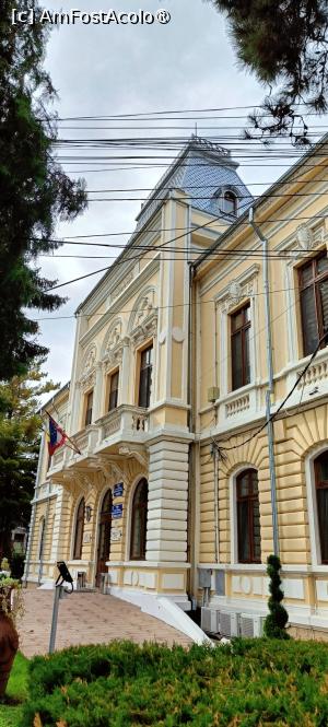 [P03] Primăria Municipiului Roșiori de Vede (1912). » foto by tata123 🔱
 - 
<span class="allrVoted glyphicon glyphicon-heart hidden" id="av1469029"></span>
<a class="m-l-10 hidden" id="sv1469029" onclick="voting_Foto_DelVot(,1469029,23239)" role="button">șterge vot <span class="glyphicon glyphicon-remove"></span></a>
<a id="v91469029" class=" c-red"  onclick="voting_Foto_SetVot(1469029)" role="button"><span class="glyphicon glyphicon-heart-empty"></span> <b>LIKE</b> = Votează poza</a> <img class="hidden"  id="f1469029W9" src="/imagini/loader.gif" border="0" /><span class="AjErrMes hidden" id="e1469029ErM"></span>