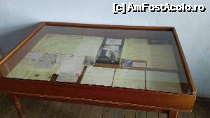 [P20] Casa Memorială Lucian Blaga - și în a doua cameră există vitrine cu manuscrise.  » foto by bogumil
 - 
<span class="allrVoted glyphicon glyphicon-heart hidden" id="av636800"></span>
<a class="m-l-10 hidden" id="sv636800" onclick="voting_Foto_DelVot(,636800,23309)" role="button">șterge vot <span class="glyphicon glyphicon-remove"></span></a>
<a id="v9636800" class=" c-red"  onclick="voting_Foto_SetVot(636800)" role="button"><span class="glyphicon glyphicon-heart-empty"></span> <b>LIKE</b> = Votează poza</a> <img class="hidden"  id="f636800W9" src="/imagini/loader.gif" border="0" /><span class="AjErrMes hidden" id="e636800ErM"></span>