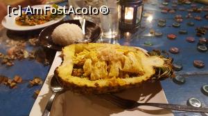 [P13] Think & Retro Cafe - deliciosul orez in ananas » foto by r-Uca
 - 
<span class="allrVoted glyphicon glyphicon-heart hidden" id="av936845"></span>
<a class="m-l-10 hidden" id="sv936845" onclick="voting_Foto_DelVot(,936845,23312)" role="button">șterge vot <span class="glyphicon glyphicon-remove"></span></a>
<a id="v9936845" class=" c-red"  onclick="voting_Foto_SetVot(936845)" role="button"><span class="glyphicon glyphicon-heart-empty"></span> <b>LIKE</b> = Votează poza</a> <img class="hidden"  id="f936845W9" src="/imagini/loader.gif" border="0" /><span class="AjErrMes hidden" id="e936845ErM"></span>