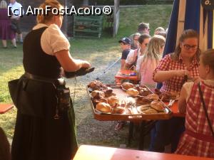 [P11] Fest Woche - Oberaudorf, Germania - Si astea erau taile cu mancare, cat mai mari pentru eficienta » foto by mishu
 - 
<span class="allrVoted glyphicon glyphicon-heart hidden" id="av996068"></span>
<a class="m-l-10 hidden" id="sv996068" onclick="voting_Foto_DelVot(,996068,23325)" role="button">șterge vot <span class="glyphicon glyphicon-remove"></span></a>
<a id="v9996068" class=" c-red"  onclick="voting_Foto_SetVot(996068)" role="button"><span class="glyphicon glyphicon-heart-empty"></span> <b>LIKE</b> = Votează poza</a> <img class="hidden"  id="f996068W9" src="/imagini/loader.gif" border="0" /><span class="AjErrMes hidden" id="e996068ErM"></span>