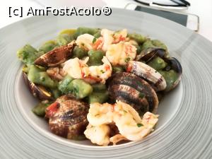 [P20] Locanda del Mar; gnochi cu fructe de mare » foto by crismis
 - 
<span class="allrVoted glyphicon glyphicon-heart hidden" id="av939231"></span>
<a class="m-l-10 hidden" id="sv939231" onclick="voting_Foto_DelVot(,939231,23336)" role="button">șterge vot <span class="glyphicon glyphicon-remove"></span></a>
<a id="v9939231" class=" c-red"  onclick="voting_Foto_SetVot(939231)" role="button"><span class="glyphicon glyphicon-heart-empty"></span> <b>LIKE</b> = Votează poza</a> <img class="hidden"  id="f939231W9" src="/imagini/loader.gif" border="0" /><span class="AjErrMes hidden" id="e939231ErM"></span>