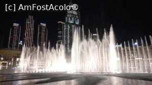 [P07] The Dubai Fountain » foto by elenaadina
 - 
<span class="allrVoted glyphicon glyphicon-heart hidden" id="av1454354"></span>
<a class="m-l-10 hidden" id="sv1454354" onclick="voting_Foto_DelVot(,1454354,23380)" role="button">șterge vot <span class="glyphicon glyphicon-remove"></span></a>
<a id="v91454354" class=" c-red"  onclick="voting_Foto_SetVot(1454354)" role="button"><span class="glyphicon glyphicon-heart-empty"></span> <b>LIKE</b> = Votează poza</a> <img class="hidden"  id="f1454354W9" src="/imagini/loader.gif" border="0" /><span class="AjErrMes hidden" id="e1454354ErM"></span>