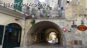 [P48] Ragusa Ibla - pe strada » foto by mecut
 - 
<span class="allrVoted glyphicon glyphicon-heart hidden" id="av946143"></span>
<a class="m-l-10 hidden" id="sv946143" onclick="voting_Foto_DelVot(,946143,23381)" role="button">șterge vot <span class="glyphicon glyphicon-remove"></span></a>
<a id="v9946143" class=" c-red"  onclick="voting_Foto_SetVot(946143)" role="button"><span class="glyphicon glyphicon-heart-empty"></span> <b>LIKE</b> = Votează poza</a> <img class="hidden"  id="f946143W9" src="/imagini/loader.gif" border="0" /><span class="AjErrMes hidden" id="e946143ErM"></span>