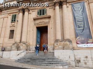 [P20] Intrare la Chiesa Santa Maria Addolorata, expoziție Caravaggio. » foto by maryka
 - 
<span class="allrVoted glyphicon glyphicon-heart hidden" id="av1337161"></span>
<a class="m-l-10 hidden" id="sv1337161" onclick="voting_Foto_DelVot(,1337161,23381)" role="button">șterge vot <span class="glyphicon glyphicon-remove"></span></a>
<a id="v91337161" class=" c-red"  onclick="voting_Foto_SetVot(1337161)" role="button"><span class="glyphicon glyphicon-heart-empty"></span> <b>LIKE</b> = Votează poza</a> <img class="hidden"  id="f1337161W9" src="/imagini/loader.gif" border="0" /><span class="AjErrMes hidden" id="e1337161ErM"></span>