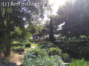 [P11] Unul din numeroasele părculețe de pe rivieră.  » foto by Carmen Ion
 - 
<span class="allrVoted glyphicon glyphicon-heart hidden" id="av1069014"></span>
<a class="m-l-10 hidden" id="sv1069014" onclick="voting_Foto_DelVot(,1069014,23391)" role="button">șterge vot <span class="glyphicon glyphicon-remove"></span></a>
<a id="v91069014" class=" c-red"  onclick="voting_Foto_SetVot(1069014)" role="button"><span class="glyphicon glyphicon-heart-empty"></span> <b>LIKE</b> = Votează poza</a> <img class="hidden"  id="f1069014W9" src="/imagini/loader.gif" border="0" /><span class="AjErrMes hidden" id="e1069014ErM"></span>