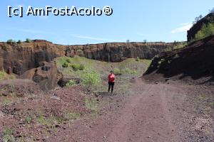 [P13] Complexul Geologic Racoș, Vulcanul Racoș, Am Fost Acolo &icirc;n crater pe partea lui vestică, merită o vizită, nu am mai văzut așa ceva la noi... » foto by mprofeanu
 - 
<span class="allrVoted glyphicon glyphicon-heart hidden" id="av1167760"></span>
<a class="m-l-10 hidden" id="sv1167760" onclick="voting_Foto_DelVot(,1167760,23427)" role="button">șterge vot <span class="glyphicon glyphicon-remove"></span></a>
<a id="v91167760" class=" c-red"  onclick="voting_Foto_SetVot(1167760)" role="button"><span class="glyphicon glyphicon-heart-empty"></span> <b>LIKE</b> = Votează poza</a> <img class="hidden"  id="f1167760W9" src="/imagini/loader.gif" border="0" /><span class="AjErrMes hidden" id="e1167760ErM"></span>