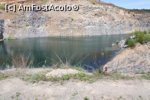 [P25] Complexul Geologic  Racoș, Lacul de Smarald de la Cariera Brazi, suntem aproape de el, am cobor&acirc;t de mult... » foto by mprofeanu
 - 
<span class="allrVoted glyphicon glyphicon-heart hidden" id="av1167772"></span>
<a class="m-l-10 hidden" id="sv1167772" onclick="voting_Foto_DelVot(,1167772,23427)" role="button">șterge vot <span class="glyphicon glyphicon-remove"></span></a>
<a id="v91167772" class=" c-red"  onclick="voting_Foto_SetVot(1167772)" role="button"><span class="glyphicon glyphicon-heart-empty"></span> <b>LIKE</b> = Votează poza</a> <img class="hidden"  id="f1167772W9" src="/imagini/loader.gif" border="0" /><span class="AjErrMes hidden" id="e1167772ErM"></span>