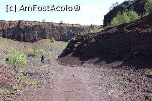 [P09] Complexul Geologic Racoș, Vulcanul Racoș, La plimbare prin Craterul Vulcanului, pe parte vestică a lui... » foto by mprofeanu
 - 
<span class="allrVoted glyphicon glyphicon-heart hidden" id="av1167756"></span>
<a class="m-l-10 hidden" id="sv1167756" onclick="voting_Foto_DelVot(,1167756,23427)" role="button">șterge vot <span class="glyphicon glyphicon-remove"></span></a>
<a id="v91167756" class=" c-red"  onclick="voting_Foto_SetVot(1167756)" role="button"><span class="glyphicon glyphicon-heart-empty"></span> <b>LIKE</b> = Votează poza</a> <img class="hidden"  id="f1167756W9" src="/imagini/loader.gif" border="0" /><span class="AjErrMes hidden" id="e1167756ErM"></span>