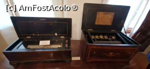 [P38] 38. Cutii muzicale de epocă, .... » foto by msnd
 - 
<span class="allrVoted glyphicon glyphicon-heart hidden" id="av1508936"></span>
<a class="m-l-10 hidden" id="sv1508936" onclick="voting_Foto_DelVot(,1508936,23475)" role="button">șterge vot <span class="glyphicon glyphicon-remove"></span></a>
<a id="v91508936" class=" c-red"  onclick="voting_Foto_SetVot(1508936)" role="button"><span class="glyphicon glyphicon-heart-empty"></span> <b>LIKE</b> = Votează poza</a> <img class="hidden"  id="f1508936W9" src="/imagini/loader.gif" border="0" /><span class="AjErrMes hidden" id="e1508936ErM"></span>