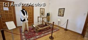 [P34] 34. Încăpere la etajul 2, cu război de țesut. » foto by doinafil
 - 
<span class="allrVoted glyphicon glyphicon-heart hidden" id="av1504272"></span>
<a class="m-l-10 hidden" id="sv1504272" onclick="voting_Foto_DelVot(,1504272,23475)" role="button">șterge vot <span class="glyphicon glyphicon-remove"></span></a>
<a id="v91504272" class=" c-red"  onclick="voting_Foto_SetVot(1504272)" role="button"><span class="glyphicon glyphicon-heart-empty"></span> <b>LIKE</b> = Votează poza</a> <img class="hidden"  id="f1504272W9" src="/imagini/loader.gif" border="0" /><span class="AjErrMes hidden" id="e1504272ErM"></span>