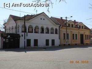 [P18] Negotin - Muzeul 'Hajduk Veljko Petrović' situat dincolo de parc.  » foto by iulianic
 - 
<span class="allrVoted glyphicon glyphicon-heart hidden" id="av958250"></span>
<a class="m-l-10 hidden" id="sv958250" onclick="voting_Foto_DelVot(,958250,23627)" role="button">șterge vot <span class="glyphicon glyphicon-remove"></span></a>
<a id="v9958250" class=" c-red"  onclick="voting_Foto_SetVot(958250)" role="button"><span class="glyphicon glyphicon-heart-empty"></span> <b>LIKE</b> = Votează poza</a> <img class="hidden"  id="f958250W9" src="/imagini/loader.gif" border="0" /><span class="AjErrMes hidden" id="e958250ErM"></span>