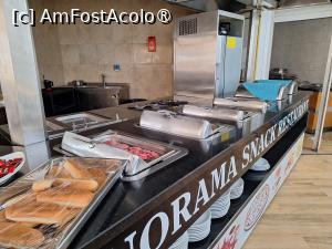 [P11] Panorama snack restaurant vazuta partial » foto by Scorpions
 - 
<span class="allrVoted glyphicon glyphicon-heart hidden" id="av1472783"></span>
<a class="m-l-10 hidden" id="sv1472783" onclick="voting_Foto_DelVot(,1472783,23720)" role="button">șterge vot <span class="glyphicon glyphicon-remove"></span></a>
<a id="v91472783" class=" c-red"  onclick="voting_Foto_SetVot(1472783)" role="button"><span class="glyphicon glyphicon-heart-empty"></span> <b>LIKE</b> = Votează poza</a> <img class="hidden"  id="f1472783W9" src="/imagini/loader.gif" border="0" /><span class="AjErrMes hidden" id="e1472783ErM"></span>