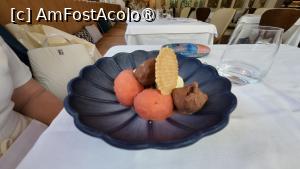 [P16] Ristorante Pizzeria Tasso, Sorrento - înghețată » foto by Dragoș_MD
 - 
<span class="allrVoted glyphicon glyphicon-heart hidden" id="av1529723"></span>
<a class="m-l-10 hidden" id="sv1529723" onclick="voting_Foto_DelVot(,1529723,23744)" role="button">șterge vot <span class="glyphicon glyphicon-remove"></span></a>
<a id="v91529723" class=" c-red"  onclick="voting_Foto_SetVot(1529723)" role="button"><span class="glyphicon glyphicon-heart-empty"></span> <b>LIKE</b> = Votează poza</a> <img class="hidden"  id="f1529723W9" src="/imagini/loader.gif" border="0" /><span class="AjErrMes hidden" id="e1529723ErM"></span>