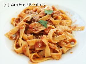 [P21] Taverna del Duca; tagliatelle bolognese » foto by crismis
 - 
<span class="allrVoted glyphicon glyphicon-heart hidden" id="av967412"></span>
<a class="m-l-10 hidden" id="sv967412" onclick="voting_Foto_DelVot(,967412,23744)" role="button">șterge vot <span class="glyphicon glyphicon-remove"></span></a>
<a id="v9967412" class=" c-red"  onclick="voting_Foto_SetVot(967412)" role="button"><span class="glyphicon glyphicon-heart-empty"></span> <b>LIKE</b> = Votează poza</a> <img class="hidden"  id="f967412W9" src="/imagini/loader.gif" border="0" /><span class="AjErrMes hidden" id="e967412ErM"></span>