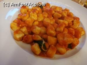 [P04] Gnocchi alla Sorreentina » foto by crismis
 - 
<span class="allrVoted glyphicon glyphicon-heart hidden" id="av967395"></span>
<a class="m-l-10 hidden" id="sv967395" onclick="voting_Foto_DelVot(,967395,23744)" role="button">șterge vot <span class="glyphicon glyphicon-remove"></span></a>
<a id="v9967395" class=" c-red"  onclick="voting_Foto_SetVot(967395)" role="button"><span class="glyphicon glyphicon-heart-empty"></span> <b>LIKE</b> = Votează poza</a> <img class="hidden"  id="f967395W9" src="/imagini/loader.gif" border="0" /><span class="AjErrMes hidden" id="e967395ErM"></span>