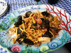 [P46] Tratoria Emilia, paste de casă cu fructe de mare » foto by crismis
 - 
<span class="allrVoted glyphicon glyphicon-heart hidden" id="av967437"></span>
<a class="m-l-10 hidden" id="sv967437" onclick="voting_Foto_DelVot(,967437,23744)" role="button">șterge vot <span class="glyphicon glyphicon-remove"></span></a>
<a id="v9967437" class=" c-red"  onclick="voting_Foto_SetVot(967437)" role="button"><span class="glyphicon glyphicon-heart-empty"></span> <b>LIKE</b> = Votează poza</a> <img class="hidden"  id="f967437W9" src="/imagini/loader.gif" border="0" /><span class="AjErrMes hidden" id="e967437ErM"></span>