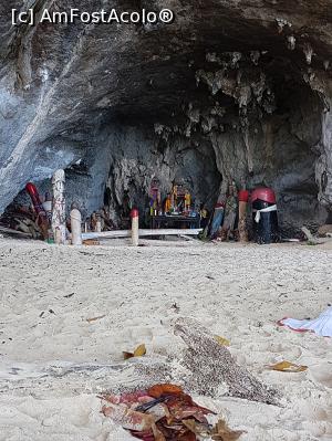 [P56] Railay -Phra Nang Cave » foto by r-Uca
 - 
<span class="allrVoted glyphicon glyphicon-heart hidden" id="av968853"></span>
<a class="m-l-10 hidden" id="sv968853" onclick="voting_Foto_DelVot(,968853,23758)" role="button">șterge vot <span class="glyphicon glyphicon-remove"></span></a>
<a id="v9968853" class=" c-red"  onclick="voting_Foto_SetVot(968853)" role="button"><span class="glyphicon glyphicon-heart-empty"></span> <b>LIKE</b> = Votează poza</a> <img class="hidden"  id="f968853W9" src="/imagini/loader.gif" border="0" /><span class="AjErrMes hidden" id="e968853ErM"></span>