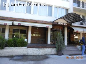 [P02] Hotel Bononia - Intrarea principală și parțial, terasa restaurantului.  » foto by iulianic
 - 
<span class="allrVoted glyphicon glyphicon-heart hidden" id="av969014"></span>
<a class="m-l-10 hidden" id="sv969014" onclick="voting_Foto_DelVot(,969014,23765)" role="button">șterge vot <span class="glyphicon glyphicon-remove"></span></a>
<a id="v9969014" class=" c-red"  onclick="voting_Foto_SetVot(969014)" role="button"><span class="glyphicon glyphicon-heart-empty"></span> <b>LIKE</b> = Votează poza</a> <img class="hidden"  id="f969014W9" src="/imagini/loader.gif" border="0" /><span class="AjErrMes hidden" id="e969014ErM"></span>