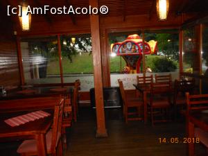 [P21] Restaurant Teatroto - Vidin. De pe terasă, vedere spre locul de joacă al celor mici.  » foto by iulianic
 - 
<span class="allrVoted glyphicon glyphicon-heart hidden" id="av969229"></span>
<a class="m-l-10 hidden" id="sv969229" onclick="voting_Foto_DelVot(,969229,23767)" role="button">șterge vot <span class="glyphicon glyphicon-remove"></span></a>
<a id="v9969229" class=" c-red"  onclick="voting_Foto_SetVot(969229)" role="button"><span class="glyphicon glyphicon-heart-empty"></span> <b>LIKE</b> = Votează poza</a> <img class="hidden"  id="f969229W9" src="/imagini/loader.gif" border="0" /><span class="AjErrMes hidden" id="e969229ErM"></span>