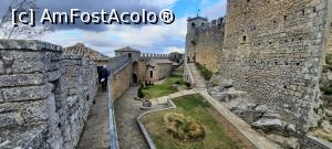 [P45] San Marino, Rocca a Guaita sau Prima Torre, sus pe ziduri... jos se vede Cappella di Santa Barbara și sus în plan îndepărtat Clopotnița » foto by mprofeanu
 - 
<span class="allrVoted glyphicon glyphicon-heart hidden" id="av1345723"></span>
<a class="m-l-10 hidden" id="sv1345723" onclick="voting_Foto_DelVot(,1345723,23854)" role="button">șterge vot <span class="glyphicon glyphicon-remove"></span></a>
<a id="v91345723" class=" c-red"  onclick="voting_Foto_SetVot(1345723)" role="button"><span class="glyphicon glyphicon-heart-empty"></span> <b>LIKE</b> = Votează poza</a> <img class="hidden"  id="f1345723W9" src="/imagini/loader.gif" border="0" /><span class="AjErrMes hidden" id="e1345723ErM"></span>