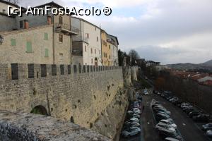 [P83] San Marino, Contrada della Muro, noi am mers pe sus, se vede zidul, am continuat până la Porta del Paese - Porta San Francesco » foto by mprofeanu
 - 
<span class="allrVoted glyphicon glyphicon-heart hidden" id="av1345761"></span>
<a class="m-l-10 hidden" id="sv1345761" onclick="voting_Foto_DelVot(,1345761,23854)" role="button">șterge vot <span class="glyphicon glyphicon-remove"></span></a>
<a id="v91345761" class=" c-red"  onclick="voting_Foto_SetVot(1345761)" role="button"><span class="glyphicon glyphicon-heart-empty"></span> <b>LIKE</b> = Votează poza</a> <img class="hidden"  id="f1345761W9" src="/imagini/loader.gif" border="0" /><span class="AjErrMes hidden" id="e1345761ErM"></span>