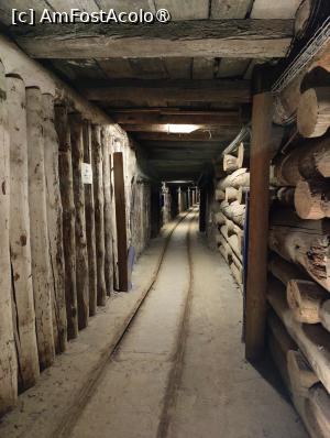 [P19] La pas prin salina Wieliczka » foto by crismis
 - 
<span class="allrVoted glyphicon glyphicon-heart hidden" id="av1478355"></span>
<a class="m-l-10 hidden" id="sv1478355" onclick="voting_Foto_DelVot(,1478355,23877)" role="button">șterge vot <span class="glyphicon glyphicon-remove"></span></a>
<a id="v91478355" class=" c-red"  onclick="voting_Foto_SetVot(1478355)" role="button"><span class="glyphicon glyphicon-heart-empty"></span> <b>LIKE</b> = Votează poza</a> <img class="hidden"  id="f1478355W9" src="/imagini/loader.gif" border="0" /><span class="AjErrMes hidden" id="e1478355ErM"></span>