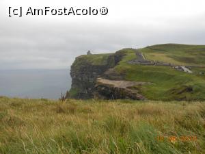 [P13] Cliffs of Moher - Aleea șerpuită și în pantă spre Turnul O'Brien.  » foto by iulianic
 - 
<span class="allrVoted glyphicon glyphicon-heart hidden" id="av805566"></span>
<a class="m-l-10 hidden" id="sv805566" onclick="voting_Foto_DelVot(,805566,23932)" role="button">șterge vot <span class="glyphicon glyphicon-remove"></span></a>
<a id="v9805566" class=" c-red"  onclick="voting_Foto_SetVot(805566)" role="button"><span class="glyphicon glyphicon-heart-empty"></span> <b>LIKE</b> = Votează poza</a> <img class="hidden"  id="f805566W9" src="/imagini/loader.gif" border="0" /><span class="AjErrMes hidden" id="e805566ErM"></span>