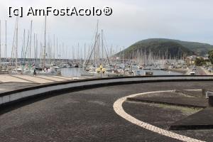 [P26] Insula Faial, Horta, Marina, yahturi și Monte da Guia în plan îndepărtat » foto by mprofeanu
 - 
<span class="allrVoted glyphicon glyphicon-heart hidden" id="av999392"></span>
<a class="m-l-10 hidden" id="sv999392" onclick="voting_Foto_DelVot(,999392,24145)" role="button">șterge vot <span class="glyphicon glyphicon-remove"></span></a>
<a id="v9999392" class=" c-red"  onclick="voting_Foto_SetVot(999392)" role="button"><span class="glyphicon glyphicon-heart-empty"></span> <b>LIKE</b> = Votează poza</a> <img class="hidden"  id="f999392W9" src="/imagini/loader.gif" border="0" /><span class="AjErrMes hidden" id="e999392ErM"></span>