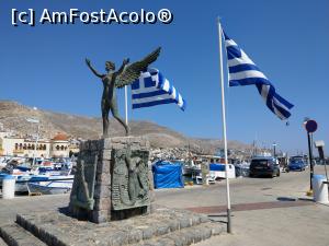 [P05] Pothia, Kalymnos, Statuia Victoriei.  » foto by maryka
 - 
<span class="allrVoted glyphicon glyphicon-heart hidden" id="av1018546"></span>
<a class="m-l-10 hidden" id="sv1018546" onclick="voting_Foto_DelVot(,1018546,24400)" role="button">șterge vot <span class="glyphicon glyphicon-remove"></span></a>
<a id="v91018546" class=" c-red"  onclick="voting_Foto_SetVot(1018546)" role="button"><span class="glyphicon glyphicon-heart-empty"></span> <b>LIKE</b> = Votează poza</a> <img class="hidden"  id="f1018546W9" src="/imagini/loader.gif" border="0" /><span class="AjErrMes hidden" id="e1018546ErM"></span>