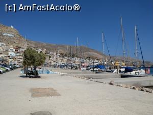 [P75] Partea de nord a portului din Pothia, Kalymnos.  » foto by maryka
 - 
<span class="allrVoted glyphicon glyphicon-heart hidden" id="av1018617"></span>
<a class="m-l-10 hidden" id="sv1018617" onclick="voting_Foto_DelVot(,1018617,24400)" role="button">șterge vot <span class="glyphicon glyphicon-remove"></span></a>
<a id="v91018617" class=" c-red"  onclick="voting_Foto_SetVot(1018617)" role="button"><span class="glyphicon glyphicon-heart-empty"></span> <b>LIKE</b> = Votează poza</a> <img class="hidden"  id="f1018617W9" src="/imagini/loader.gif" border="0" /><span class="AjErrMes hidden" id="e1018617ErM"></span>