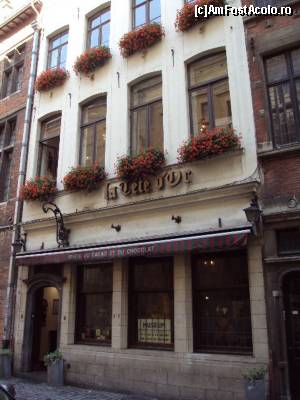 [P16] Clădirea micului Musee du Cacao et du Chocolat de pe Rue de la Tete d'Or, lângă Grand Place.  » foto by Carmen Ion
 - 
<span class="allrVoted glyphicon glyphicon-heart hidden" id="av680242"></span>
<a class="m-l-10 hidden" id="sv680242" onclick="voting_Foto_DelVot(,680242,24454)" role="button">șterge vot <span class="glyphicon glyphicon-remove"></span></a>
<a id="v9680242" class=" c-red"  onclick="voting_Foto_SetVot(680242)" role="button"><span class="glyphicon glyphicon-heart-empty"></span> <b>LIKE</b> = Votează poza</a> <img class="hidden"  id="f680242W9" src="/imagini/loader.gif" border="0" /><span class="AjErrMes hidden" id="e680242ErM"></span>