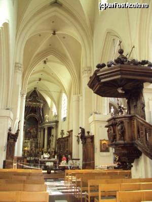 [P28] Eglise de Saint-Nicolas - interior.  » foto by Carmen Ion
 - 
<span class="allrVoted glyphicon glyphicon-heart hidden" id="av680271"></span>
<a class="m-l-10 hidden" id="sv680271" onclick="voting_Foto_DelVot(,680271,24454)" role="button">șterge vot <span class="glyphicon glyphicon-remove"></span></a>
<a id="v9680271" class=" c-red"  onclick="voting_Foto_SetVot(680271)" role="button"><span class="glyphicon glyphicon-heart-empty"></span> <b>LIKE</b> = Votează poza</a> <img class="hidden"  id="f680271W9" src="/imagini/loader.gif" border="0" /><span class="AjErrMes hidden" id="e680271ErM"></span>