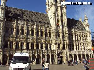 [P09] Grand Place - Hotel de Ville (Primăria).  » foto by Carmen Ion
 - 
<span class="allrVoted glyphicon glyphicon-heart hidden" id="av680223"></span>
<a class="m-l-10 hidden" id="sv680223" onclick="voting_Foto_DelVot(,680223,24454)" role="button">șterge vot <span class="glyphicon glyphicon-remove"></span></a>
<a id="v9680223" class=" c-red"  onclick="voting_Foto_SetVot(680223)" role="button"><span class="glyphicon glyphicon-heart-empty"></span> <b>LIKE</b> = Votează poza</a> <img class="hidden"  id="f680223W9" src="/imagini/loader.gif" border="0" /><span class="AjErrMes hidden" id="e680223ErM"></span>