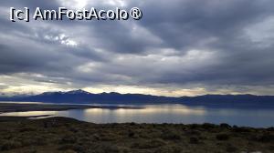[P11] Lacul Argentino, in zare Torres del Paine » foto by elenaadina
 - 
<span class="allrVoted glyphicon glyphicon-heart hidden" id="av1529581"></span>
<a class="m-l-10 hidden" id="sv1529581" onclick="voting_Foto_DelVot(,1529581,24479)" role="button">șterge vot <span class="glyphicon glyphicon-remove"></span></a>
<a id="v91529581" class=" c-red"  onclick="voting_Foto_SetVot(1529581)" role="button"><span class="glyphicon glyphicon-heart-empty"></span> <b>LIKE</b> = Votează poza</a> <img class="hidden"  id="f1529581W9" src="/imagini/loader.gif" border="0" /><span class="AjErrMes hidden" id="e1529581ErM"></span>