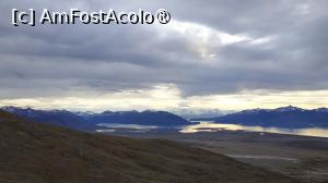 [P12] Lacul Argentino, in zare Torres del Paine » foto by elenaadina
 - 
<span class="allrVoted glyphicon glyphicon-heart hidden" id="av1529582"></span>
<a class="m-l-10 hidden" id="sv1529582" onclick="voting_Foto_DelVot(,1529582,24479)" role="button">șterge vot <span class="glyphicon glyphicon-remove"></span></a>
<a id="v91529582" class=" c-red"  onclick="voting_Foto_SetVot(1529582)" role="button"><span class="glyphicon glyphicon-heart-empty"></span> <b>LIKE</b> = Votează poza</a> <img class="hidden"  id="f1529582W9" src="/imagini/loader.gif" border="0" /><span class="AjErrMes hidden" id="e1529582ErM"></span>