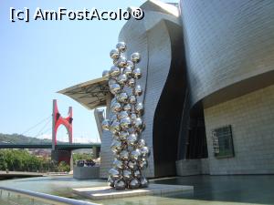 [P10] Arborele mare -ansamblu de 73 de sfere, realizate de Anish Kapoor.  » foto by mireille
 - 
<span class="allrVoted glyphicon glyphicon-heart hidden" id="av1028419"></span>
<a class="m-l-10 hidden" id="sv1028419" onclick="voting_Foto_DelVot(,1028419,24561)" role="button">șterge vot <span class="glyphicon glyphicon-remove"></span></a>
<a id="v91028419" class=" c-red"  onclick="voting_Foto_SetVot(1028419)" role="button"><span class="glyphicon glyphicon-heart-empty"></span> <b>LIKE</b> = Votează poza</a> <img class="hidden"  id="f1028419W9" src="/imagini/loader.gif" border="0" /><span class="AjErrMes hidden" id="e1028419ErM"></span>