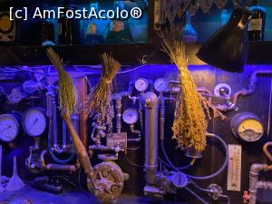 [P31] Muzeul Steampunk - laboratorul de alchimie » foto by mishu
 - 
<span class="allrVoted glyphicon glyphicon-heart hidden" id="av1328923"></span>
<a class="m-l-10 hidden" id="sv1328923" onclick="voting_Foto_DelVot(,1328923,24587)" role="button">șterge vot <span class="glyphicon glyphicon-remove"></span></a>
<a id="v91328923" class=" c-red"  onclick="voting_Foto_SetVot(1328923)" role="button"><span class="glyphicon glyphicon-heart-empty"></span> <b>LIKE</b> = Votează poza</a> <img class="hidden"  id="f1328923W9" src="/imagini/loader.gif" border="0" /><span class="AjErrMes hidden" id="e1328923ErM"></span>