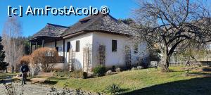 [P21] Mănăstirea Văleni, Argeș, Casa Monahală de pe partea stângă a bisericii, vechea Stăreție, sec. 17 » foto by mprofeanu
 - 
<span class="allrVoted glyphicon glyphicon-heart hidden" id="av1464917"></span>
<a class="m-l-10 hidden" id="sv1464917" onclick="voting_Foto_DelVot(,1464917,24636)" role="button">șterge vot <span class="glyphicon glyphicon-remove"></span></a>
<a id="v91464917" class=" c-red"  onclick="voting_Foto_SetVot(1464917)" role="button"><span class="glyphicon glyphicon-heart-empty"></span> <b>LIKE</b> = Votează poza</a> <img class="hidden"  id="f1464917W9" src="/imagini/loader.gif" border="0" /><span class="AjErrMes hidden" id="e1464917ErM"></span>