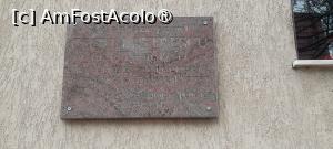 [P32] Pitești, Placa care atestă că aici a fost Casa în care s-a născut pictorul Costin Petrescu » foto by mprofeanu
 - 
<span class="allrVoted glyphicon glyphicon-heart hidden" id="av1464928"></span>
<a class="m-l-10 hidden" id="sv1464928" onclick="voting_Foto_DelVot(,1464928,24636)" role="button">șterge vot <span class="glyphicon glyphicon-remove"></span></a>
<a id="v91464928" class=" c-red"  onclick="voting_Foto_SetVot(1464928)" role="button"><span class="glyphicon glyphicon-heart-empty"></span> <b>LIKE</b> = Votează poza</a> <img class="hidden"  id="f1464928W9" src="/imagini/loader.gif" border="0" /><span class="AjErrMes hidden" id="e1464928ErM"></span>