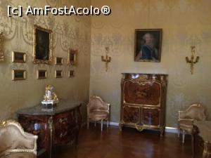 [P35] Resedinta Regala - O serie intreaga de camere aveau nume de culor, dupa culoarea dominanta, aceasta era camera galbena » foto by mishu
 - 
<span class="allrVoted glyphicon glyphicon-heart hidden" id="av1176111"></span>
<a class="m-l-10 hidden" id="sv1176111" onclick="voting_Foto_DelVot(,1176111,24660)" role="button">șterge vot <span class="glyphicon glyphicon-remove"></span></a>
<a id="v91176111" class=" c-red"  onclick="voting_Foto_SetVot(1176111)" role="button"><span class="glyphicon glyphicon-heart-empty"></span> <b>LIKE</b> = Votează poza</a> <img class="hidden"  id="f1176111W9" src="/imagini/loader.gif" border="0" /><span class="AjErrMes hidden" id="e1176111ErM"></span>