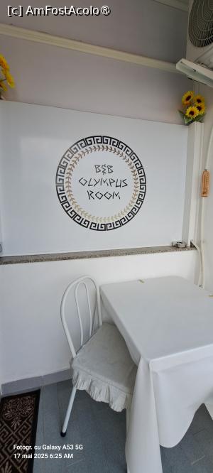 [P22] B&B Olympus Room, masa din balcon » foto by irinad
 - 
<span class="allrVoted glyphicon glyphicon-heart hidden" id="av1522250"></span>
<a class="m-l-10 hidden" id="sv1522250" onclick="voting_Foto_DelVot(,1522250,24710)" role="button">șterge vot <span class="glyphicon glyphicon-remove"></span></a>
<a id="v91522250" class=" c-red"  onclick="voting_Foto_SetVot(1522250)" role="button"><span class="glyphicon glyphicon-heart-empty"></span> <b>LIKE</b> = Votează poza</a> <img class="hidden"  id="f1522250W9" src="/imagini/loader.gif" border="0" /><span class="AjErrMes hidden" id="e1522250ErM"></span>