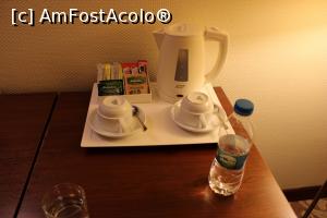 [P18] Istanbul, TAV Airport Hotel, Ni s-a oferit alături de fierbător, ceai, cafea, zahăr și apă » foto by mprofeanu
 - 
<span class="allrVoted glyphicon glyphicon-heart hidden" id="av1050999"></span>
<a class="m-l-10 hidden" id="sv1050999" onclick="voting_Foto_DelVot(,1050999,24827)" role="button">șterge vot <span class="glyphicon glyphicon-remove"></span></a>
<a id="v91050999" class=" c-red"  onclick="voting_Foto_SetVot(1050999)" role="button"><span class="glyphicon glyphicon-heart-empty"></span> <b>LIKE</b> = Votează poza</a> <img class="hidden"  id="f1050999W9" src="/imagini/loader.gif" border="0" /><span class="AjErrMes hidden" id="e1050999ErM"></span>