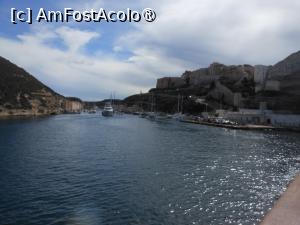 [P29] Bonifacio - Pe ferry. Intrarea în port. » foto by iulianic
 - 
<span class="allrVoted glyphicon glyphicon-heart hidden" id="av1452511"></span>
<a class="m-l-10 hidden" id="sv1452511" onclick="voting_Foto_DelVot(,1452511,24830)" role="button">șterge vot <span class="glyphicon glyphicon-remove"></span></a>
<a id="v91452511" class=" c-red"  onclick="voting_Foto_SetVot(1452511)" role="button"><span class="glyphicon glyphicon-heart-empty"></span> <b>LIKE</b> = Votează poza</a> <img class="hidden"  id="f1452511W9" src="/imagini/loader.gif" border="0" /><span class="AjErrMes hidden" id="e1452511ErM"></span>