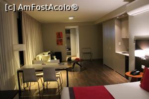 [P14] Buenos Aires, Bulnes Eco Suites Hotel, Zona pentru luat masa și pentru deconectare » foto by mprofeanu
 - 
<span class="allrVoted glyphicon glyphicon-heart hidden" id="av1059314"></span>
<a class="m-l-10 hidden" id="sv1059314" onclick="voting_Foto_DelVot(,1059314,24975)" role="button">șterge vot <span class="glyphicon glyphicon-remove"></span></a>
<a id="v91059314" class=" c-red"  onclick="voting_Foto_SetVot(1059314)" role="button"><span class="glyphicon glyphicon-heart-empty"></span> <b>LIKE</b> = Votează poza</a> <img class="hidden"  id="f1059314W9" src="/imagini/loader.gif" border="0" /><span class="AjErrMes hidden" id="e1059314ErM"></span>