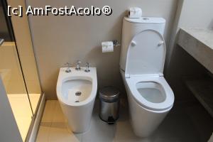 [P23] Buenos Aires, Bulnes Eco Suites Hotel, Baia cu tot ce este necesar, mi-a plăcut cum este aranjată hârtia igienică » foto by mprofeanu
 - 
<span class="allrVoted glyphicon glyphicon-heart hidden" id="av1059323"></span>
<a class="m-l-10 hidden" id="sv1059323" onclick="voting_Foto_DelVot(,1059323,24975)" role="button">șterge vot <span class="glyphicon glyphicon-remove"></span></a>
<a id="v91059323" class=" c-red"  onclick="voting_Foto_SetVot(1059323)" role="button"><span class="glyphicon glyphicon-heart-empty"></span> <b>LIKE</b> = Votează poza</a> <img class="hidden"  id="f1059323W9" src="/imagini/loader.gif" border="0" /><span class="AjErrMes hidden" id="e1059323ErM"></span>